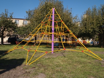 Piramida linowa (801)  